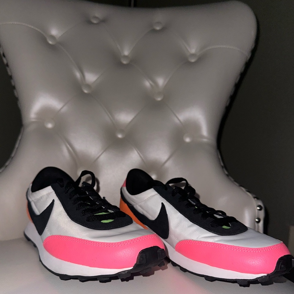 Colorful Nike Waffle - Picture 7 of 8